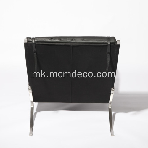 Модерен стол за салони во црна кочија
